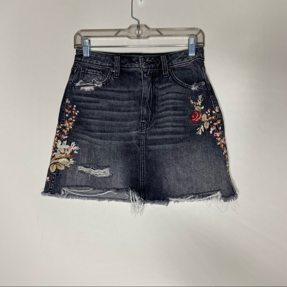 Abercrombie and Fitch Womens Black Denim Short Skirt Floral Distressed 27
